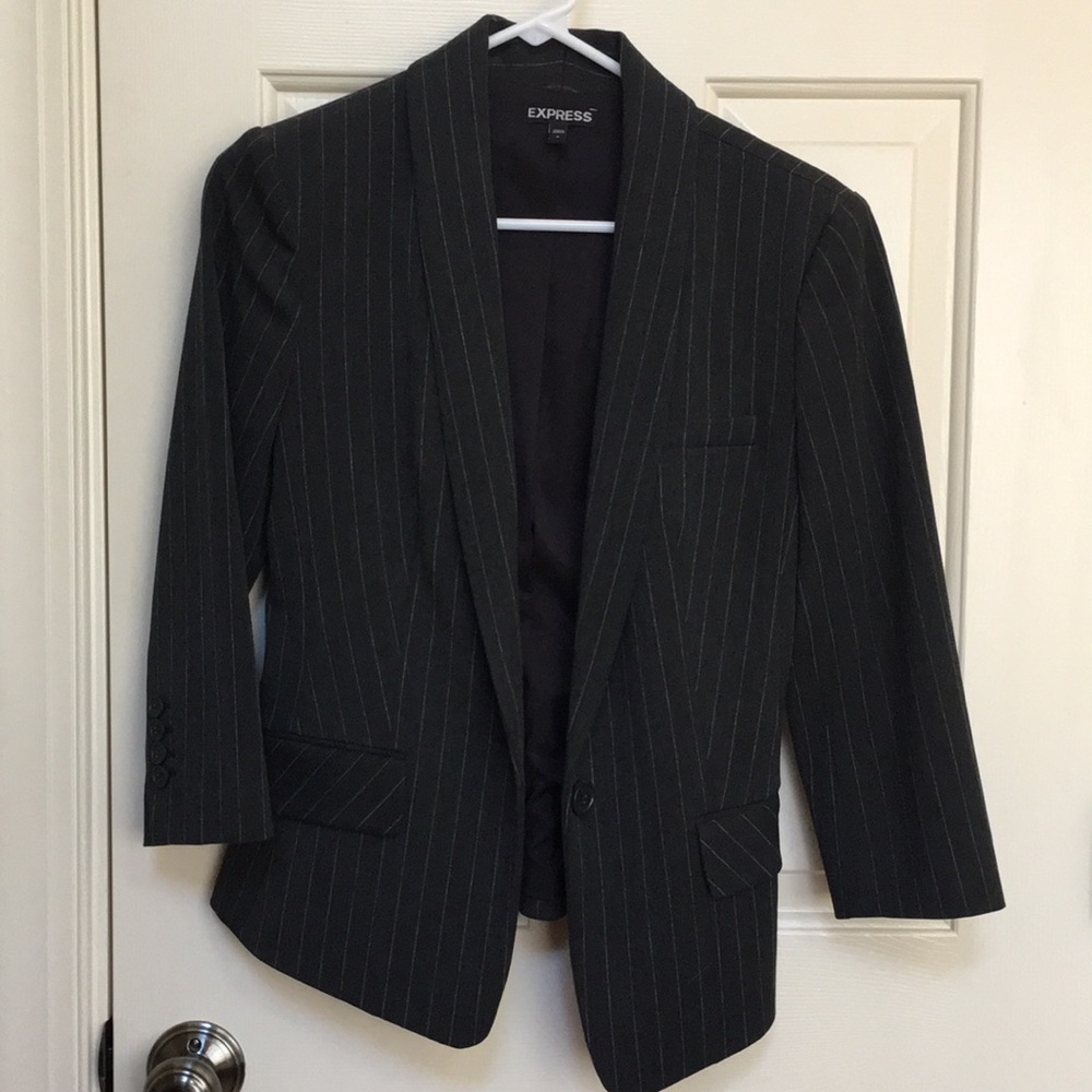Express women’s pinstripe pant suit